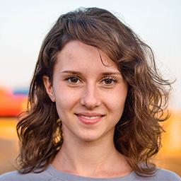 الدكتورة روند الزامل